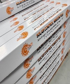 Papel Polarizado Anti raya 2 Capas 1.52Cm x 30Mts grado 35 Fondo Negro MARCA LASCARR. Papel Polarizado Anti ralla 2 Capas 50Cmx60Mts grado 05 Fondo Verde MARCA LASCARR.